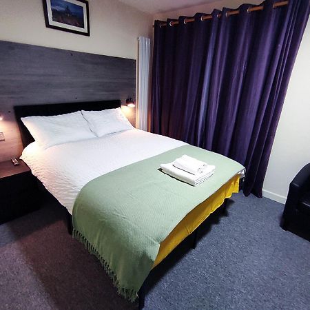 Osney Hazel Studio - Self Contained Studio Flat Оксфорд Экстерьер фото